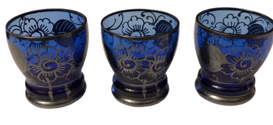3 ADET EL GÜMÜŞ CEKME OSMANLI KOBALT MAVİSİ CAM UFAK KADEH 4.5 CM BOYUNDADIR