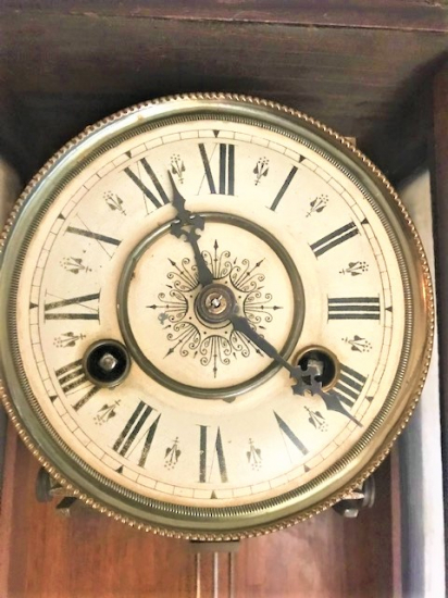 AHŞAP KASA 15 GÜNLÜK KURMALI MEKANİK SAAT DAKİK AYAR TUTAN BİR SAATTİR HER ŞEYİ İLE ORJİNAL