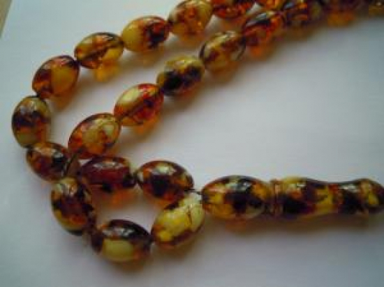 BILDIRCIN YUMURTASI SIKMA KEHRİBAR TESPİH