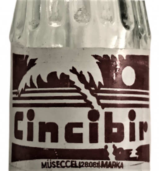 CİNCİBİR GAZOZ ÜZERİ BASKI YAZILI AMBLEMLİ BEYAZ CAM ŞİŞESİNDE BOŞ GAZOZ ŞİŞESİ 1970
