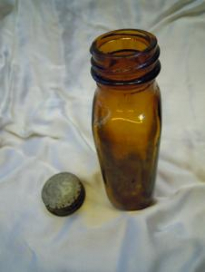 KAPAKLI BOŞ İLAÇ ŞİŞE