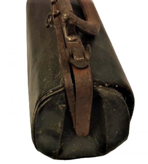 OSMANLI MEŞİN CİFT KİLİTLİ ANAHTARLA KİLİTLENEBİLEN KULPLU DOKTOR CANTASI