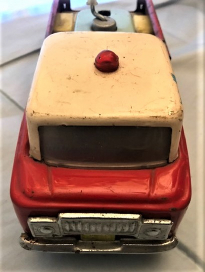 TENEKE OTO KURTARICISI OYUNCAK KAMYON 1960