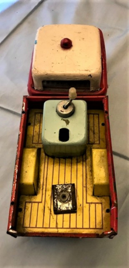 TENEKE OTO KURTARICISI OYUNCAK KAMYON 1960