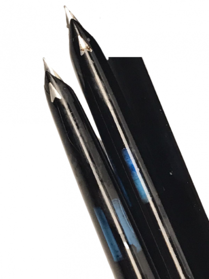 MASA ÜZERİ MAKANİK TENEKE TAKVİMLİ CİFTLİ DOLMA KALEM Lİ YAZI TAKIMI