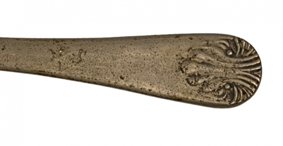 İNGİLİZ GÜMÜŞ KAPLAMA SAP KISMI İŞLEMELİ PEYNİR SERVİS BIÇAĞI