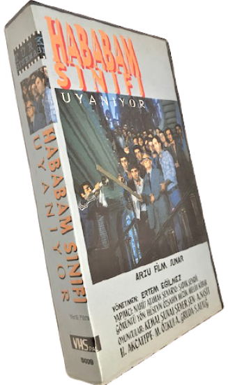 VHS SİNEMA KASEDİ HABABAM SINIFI UYANIYOR KEMAL SUNAL ŞENER ŞEN ERTEM EGİLMEZ ARZU FİLM