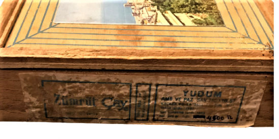 ZÜMRÜT CAK KUTUSU AHŞAP SÜRGÜLÜ KAPAK KUTU ÜZERİ RİZE KARTPOSTAL YAPIŞTIRILMIŞ