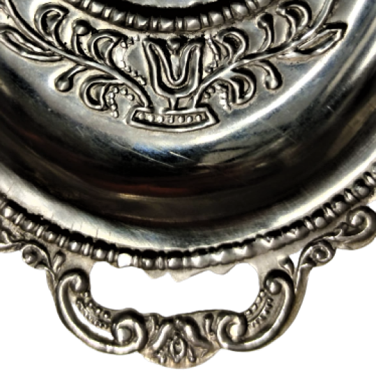 1970 PASLANMAZ KROM CELİK CAY TABAGI TEPSİ FORMUNDA ÜZESİ KABARTMA İŞCİLİKLİ 6 ADET TAKIM