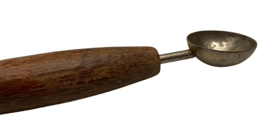 AHŞAP SAPLI ÇİFT ÖLCÜ FARKLI TARAFLI ECZACI İLAC YAPIMINDA KULLANILAN AYAR CİFT ÖLCÜ KAŞIK