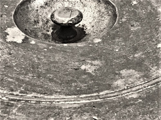 OSMANLI BRONZ EL DÖGME İÇERSİ KALAYLI OLDUKCA ETLİ HAMAM TASI