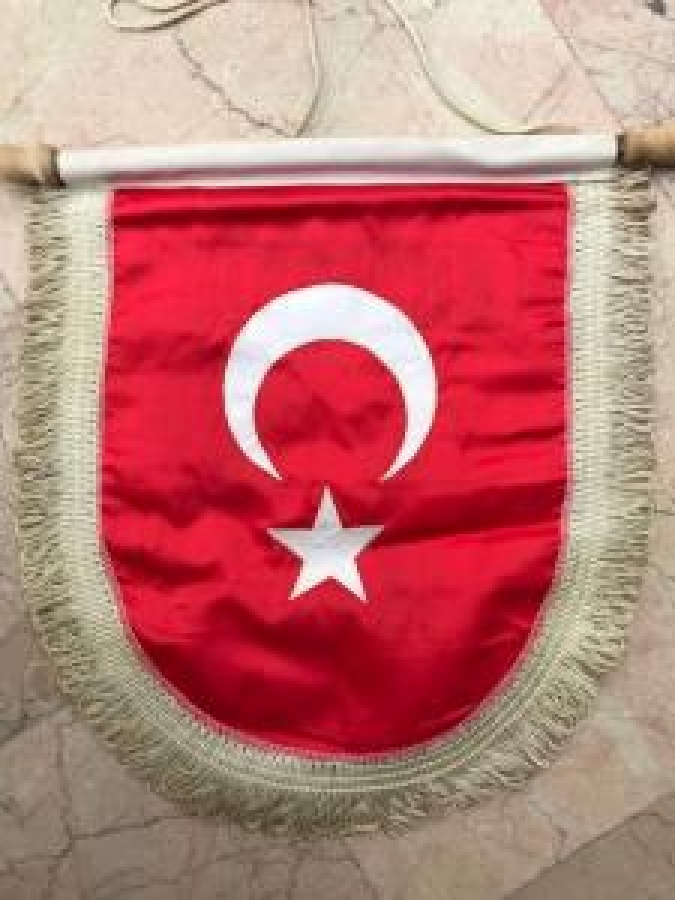 thumbBAKIRKÖY GENÇLİK .KÜLÜBÜ. KURULUŞ 1949 BAKIRKÖY SPOR BAYRAK