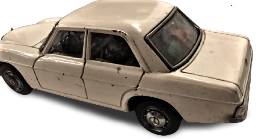 thumbTENEKE OYUNCAK PİLLİ MERCEDES ARABA 113 KASA 1975 MODEL